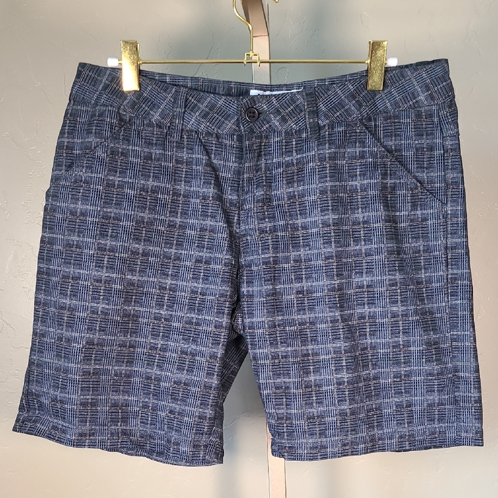 Billabong Vintage Women's Plaid Blue Black Cargo Fit Shorts 100% Cotton